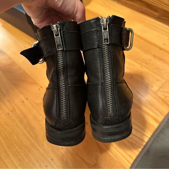 Frye Veronica Strap Zip Short Boot Black Leather with Buckle SZ 7 US - Picture 8 of 12